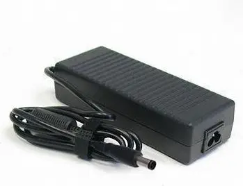 Adaptor rryme CoreParts MBA1097, 240W, për ambiente të brendshme, i zi