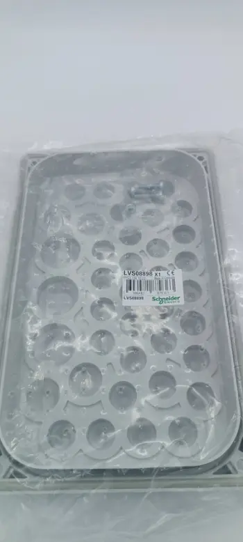 Pllakë kalimi kabllosh Schneider Electric LVS08898, për panele PRISMA G, IP55, gri