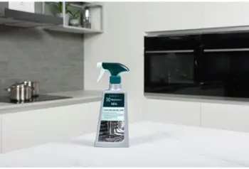 Spray pastrimi AEG M3OCS301, për furrë dhe mikrovalë, 9029865269