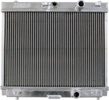 Radiator sportiv uji TurboWorks, për Toyota Yaris P90 P130 1.0 1.3, bërthamë 40 mm, argjendtë