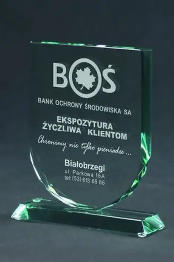 Trofe xhami i gdhendur me kasë Victoria Sport