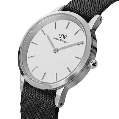 Orë për meshkuj Daniel Wellington Iconic DW00100677, e zezë - 2