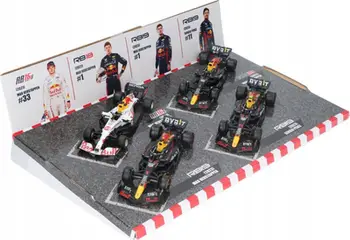Set modelesh makine BBurago Red Bull Racing 38092V, 4 makina F1 Verstappen, shkalla 1:43, 12 cm