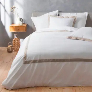 Set shtrati Lauraline Cotton Bedding With Linen Blend, 240x220 cm, pambuk me liri, i bardhë