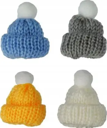 Kapela dekorative Titanum Knitted Caps With Pompon, set 4 copë, 35x45 mm, shumëngjyrëshe
