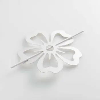 Broshë perde Douceur D'intérieur Petaly, metal i lyer, 15 cm, e bardhë