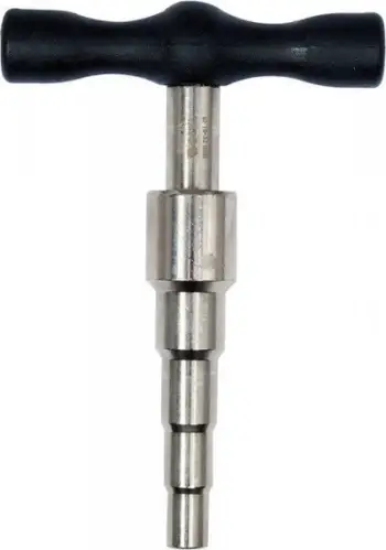 Vegël zbutes tubash Yato YT-22378, për tuba 16 32 mm, dorezë T, e zezë