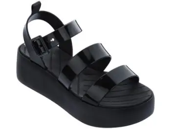 Shapka femrash Crocs Classic Platform Slide W 208180-001, platformë, sintetike, e zezë