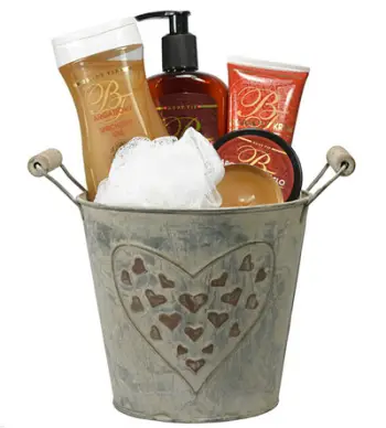 Set trupi Vivaco Argan Bio, xhel dushi 300 ml + krem për duar 100 ml + gjalpë trupi 100 ml + balsam trupi 300 ml + qiri + sfungjer për masazh