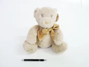 Arush lodër Beppe Mascot Teddy Bear Roger, 26 cm, bezhë