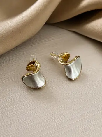 Vathë elegant Gold & Silver