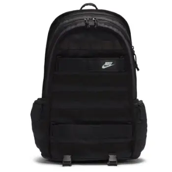 Çantë shpine Nike NSW RPM 2.0, hapësirë laptopi 15", poliestër, e zezë