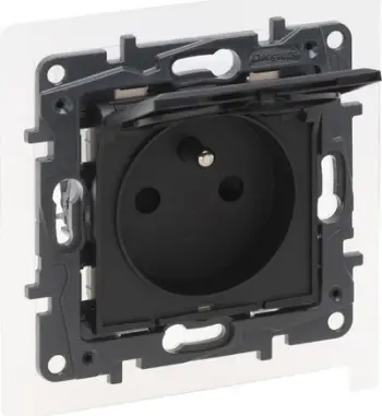 Prizë hermetike Legrand Niloe Step, IP44, 16A 230V, e zezë