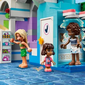 Lodër ndërtimi LEGO Friends Heartlake City Water Park 42630, 814 pjesë, për fëmijë 8+