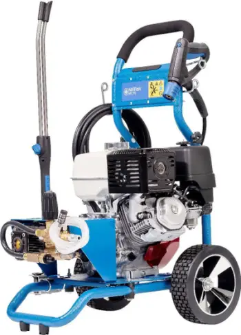 Rërë modeluese Momki, set 1kg me 31 forma, me tabaka plastike