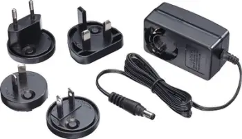 Adapter rryme Lindy Multi-country, 5VDC 2.6A, prizë DC 5.5/2.1mm, i zi