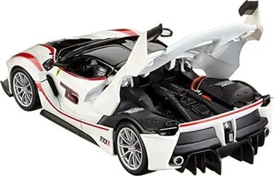 Maketi Bburago Ferrari FXX K Racing, shkalla 1:24, rreth 19cm, i bardhë - 4
