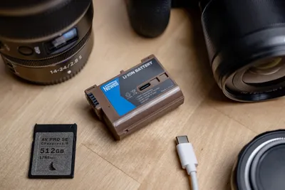 Bateri karikimi Newell EN-EL3E, 2300mAh, me USB-C, gri - 4