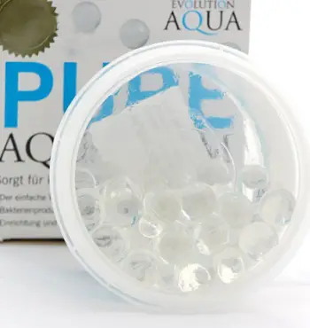 Solucion për akuarium Evolution Aqua Pure Aquarium, biologjik për ujë të freskët, rreth 50 toptha, transparent