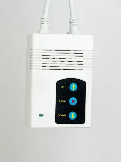 Tabelë elektrike për projektor Aveli 98", 200x150 (4:3) - 2
