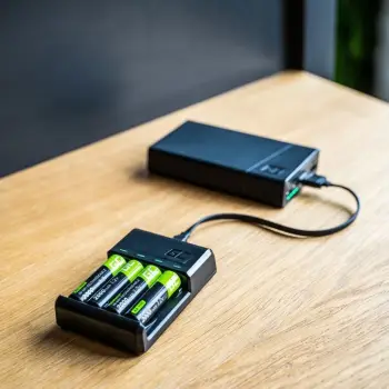 Karikues Green Cell GC Vital + 4 bateri AA, 2000mAh, Ni-MH, i zi