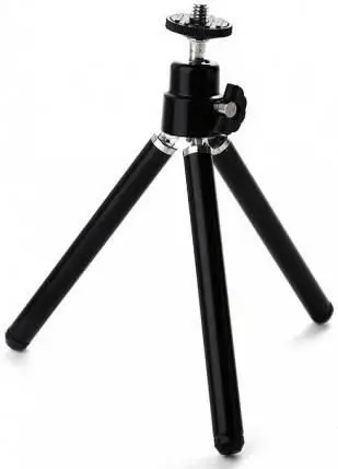 Selfie tripod Techly universal, për smartphone dhe kamera, portabël, i zi