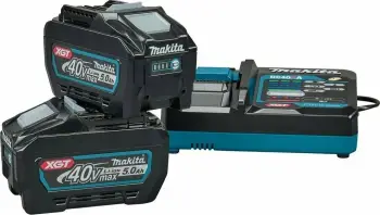 Set baterish me karikues Makita XGT BL4050F x2 + DC40RA, 40V Max, 2x5.0Ah Li-Ion (180Wh), karikim 45 min