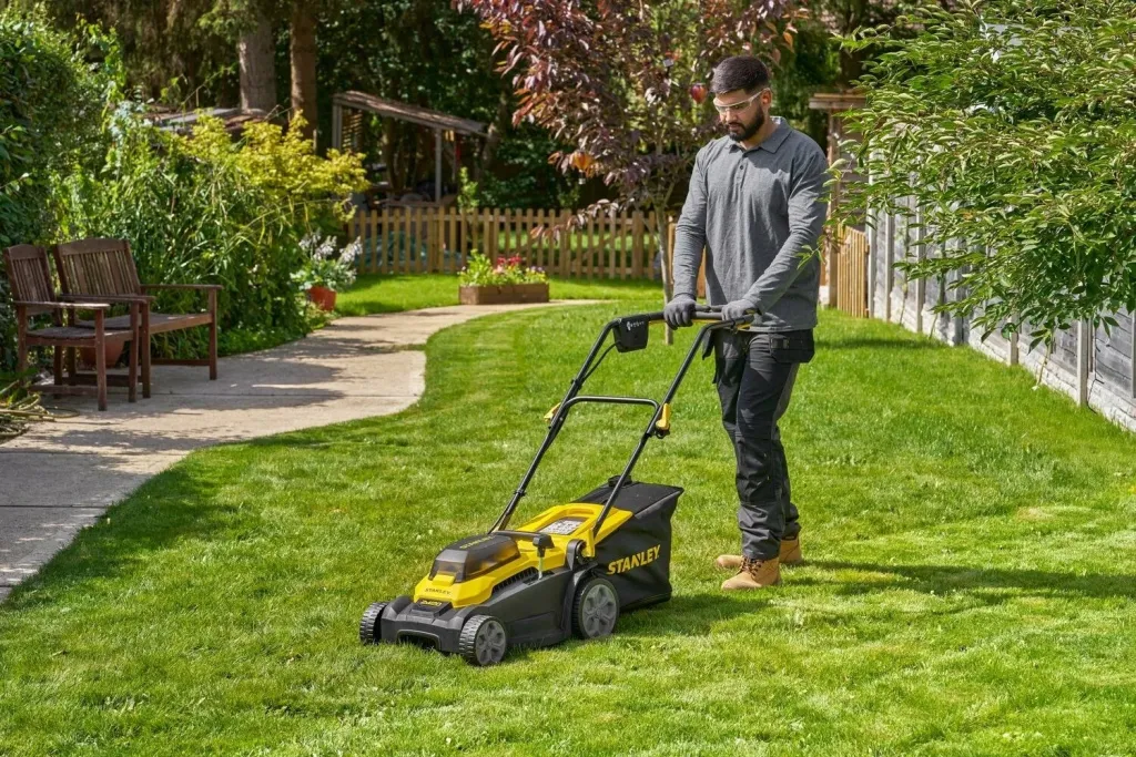 Kositëse bari me bateri Stanley SCMWP3701M2 37 cm 36V (2x18V) 2x4Ah, verdhë/zezë, set me 2 bateri + 2 karikues - 7