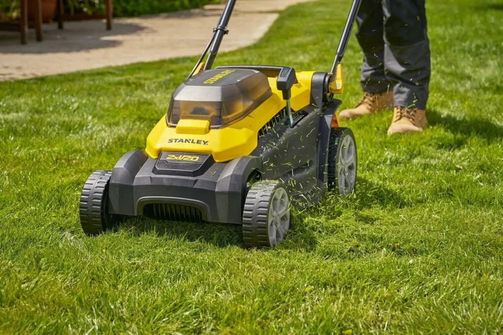 Kositëse bari me bateri Stanley SCMWP3701M2 37 cm 36V (2x18V) 2x4Ah, verdhë/zezë, set me 2 bateri + 2 karikues - 8