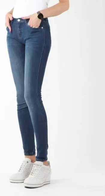 Pantallona jeans për femra Wrangler, blu [Madhësia: 26/32]