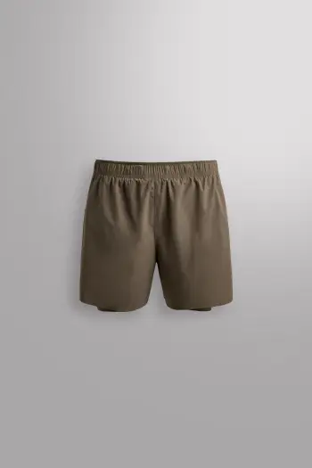 KËPUCË LËKURE ME BORDURË