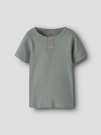 Ni Bluze Me Menge Te Shkurta Noos