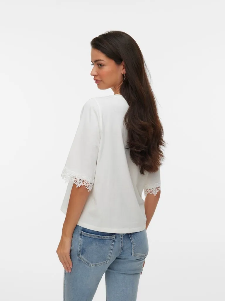 Vm Bluze Me Menge Te Shkurta 2605 - 2