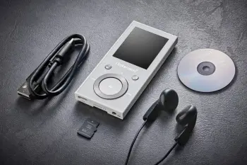 MP3 Player Intenso Music Walker, 64GB, ekran 1.8", Bluetooth, i bardhë