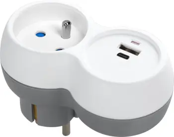 Shpërndarës prize 2P+E me karikues USB A dhe USB C, 230V 16A, 15W, i bardhë gri
