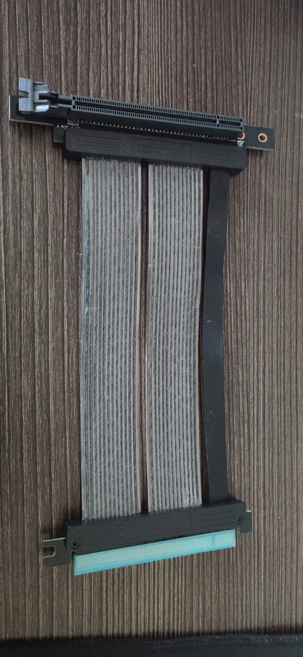 Kabllo riser PCIe 4.0 CableMod 300mm, për kartelë grafike, e zezë - 1